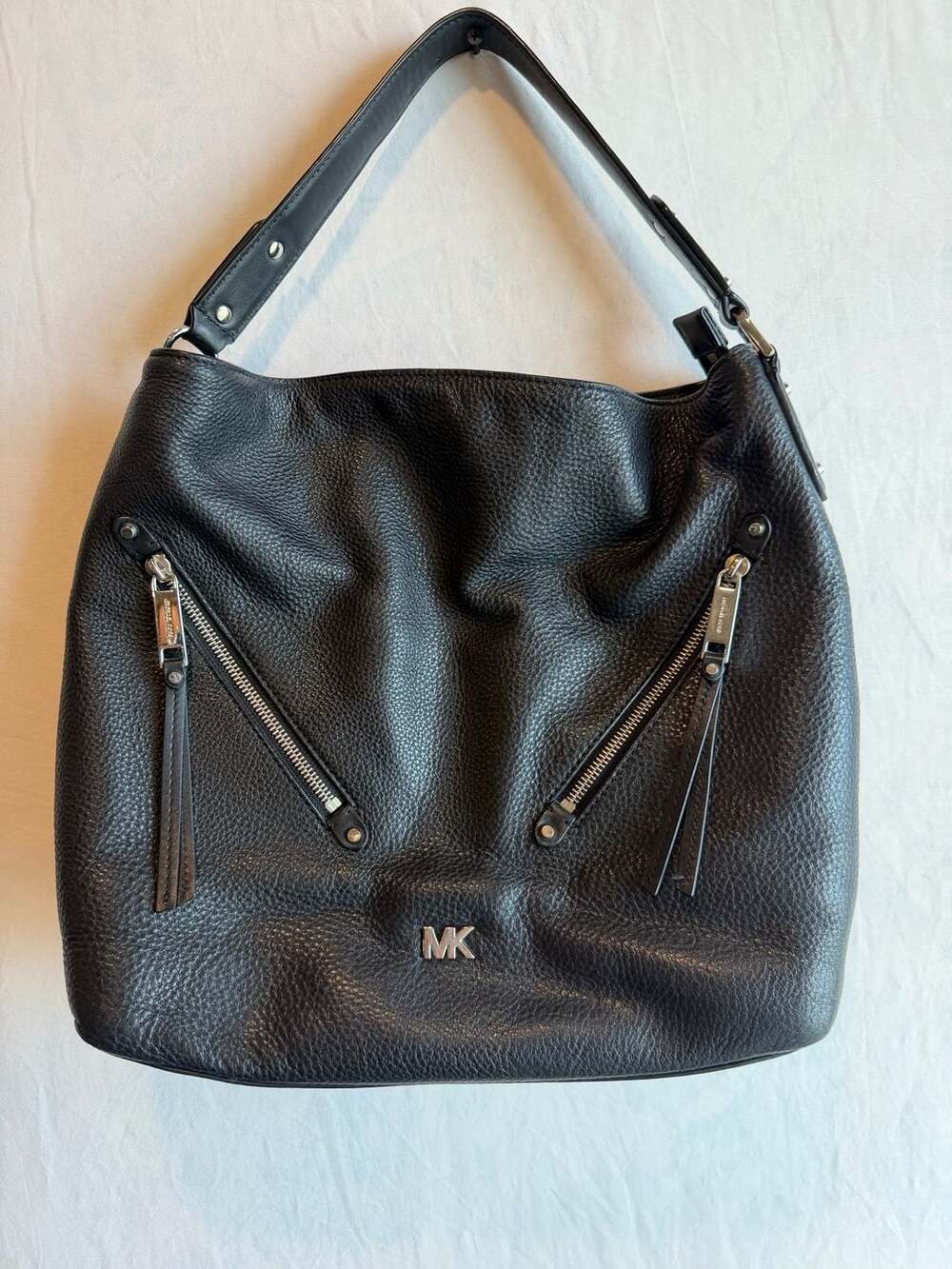 MICHAEL KORS Evie Large Pebbled Leather Hobo Shoulder Bag